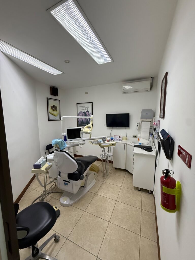Private dental operatory at DentaVac Dental Clinic